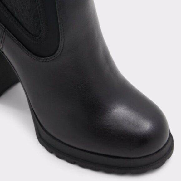 Women's Aldo BOLD Black Ankle Boots with Padded Insoles - Picture 6 of 10